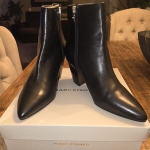 Marc Fisher Parana Black Leather Ankle Boots Size 9